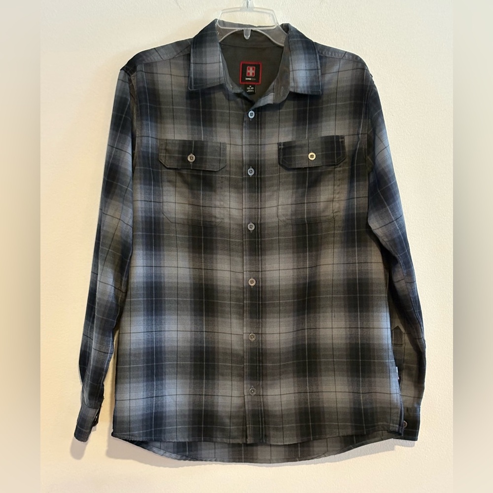 Swiss Tech Mens Gray & Black Plaid Shirt Med